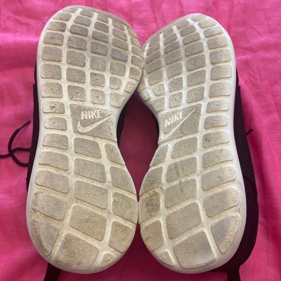Nike Roshe Run Training shoes- Sz 10 - Picture 11 of 12